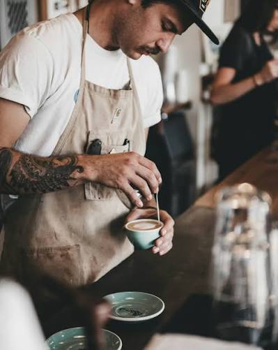 Barista-Meister Jonas Keller
